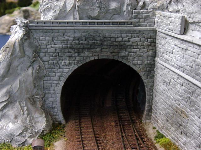 Tunnelportal zweigleisig
